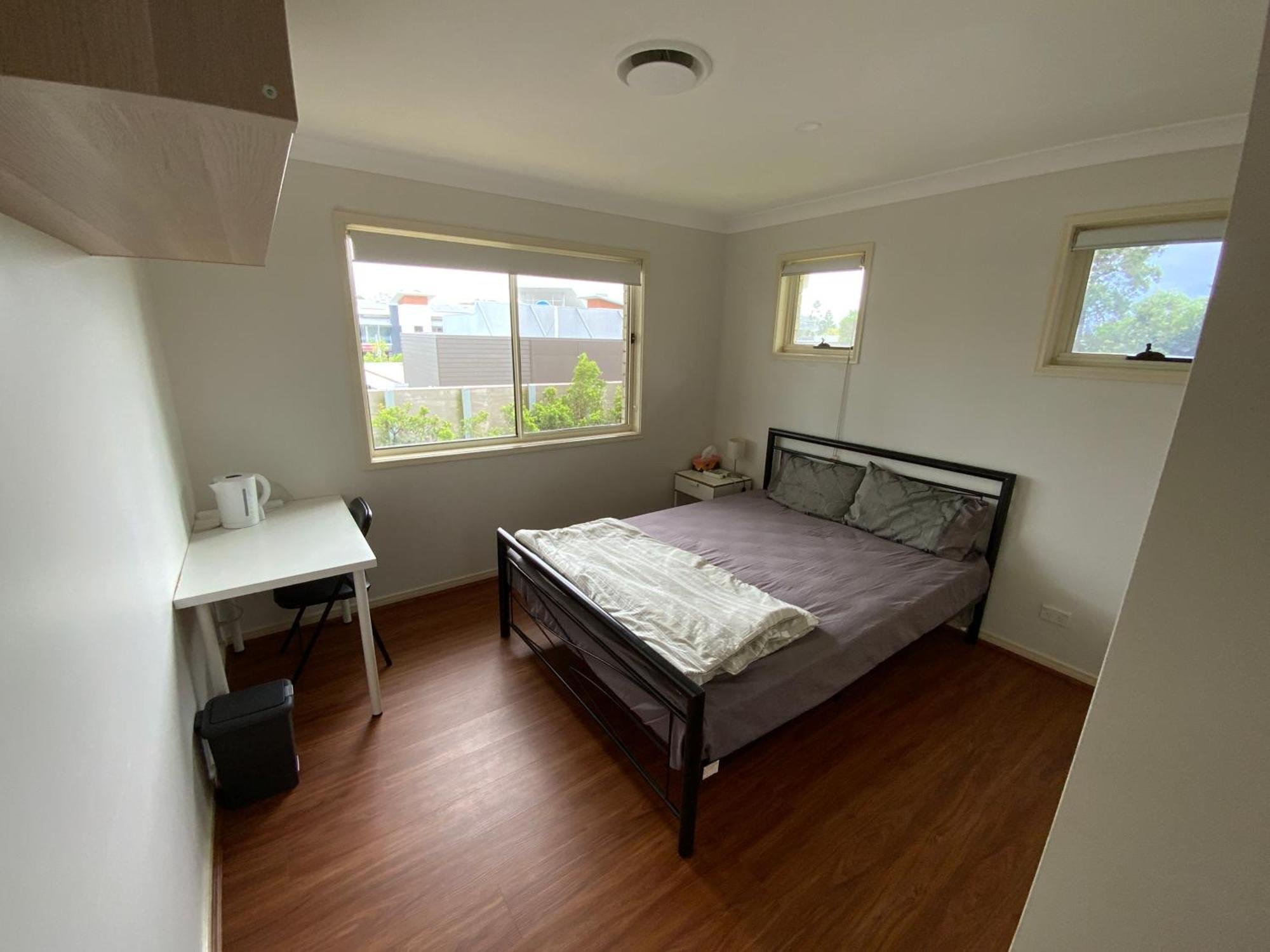 골드코스트 Shared House With Other Guests Near Shopping Center And Theme Parks 아파트 객실 사진